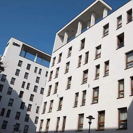 Duet Student Depot Hostel *